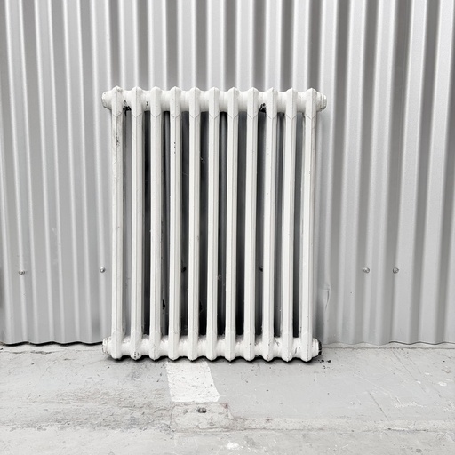 [8.1.381-005] Radiateur fonte 69x85x7 PT
